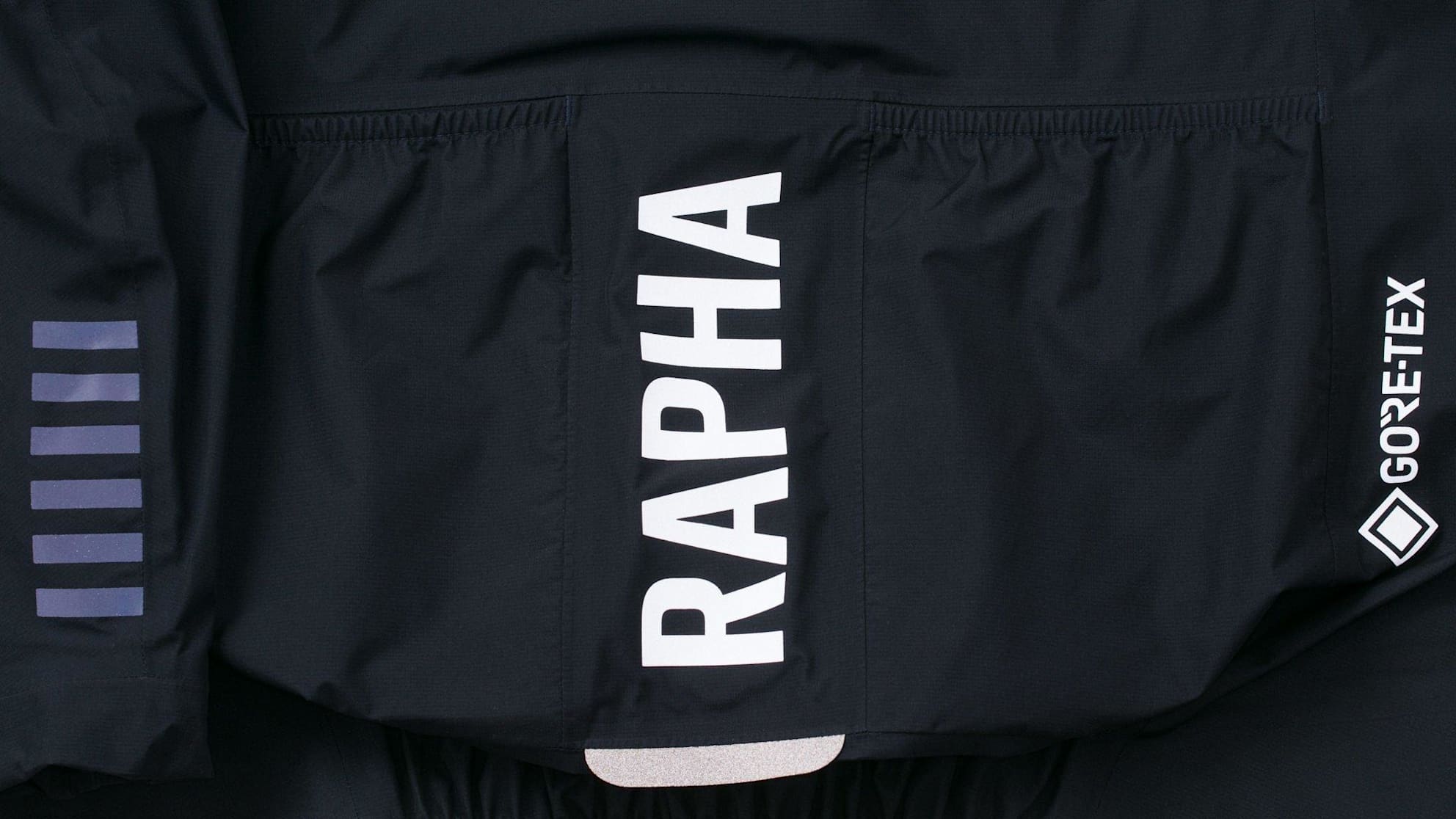 ウィメンズ プロチーム インサレーティッド レイン ジャケット | Rapha